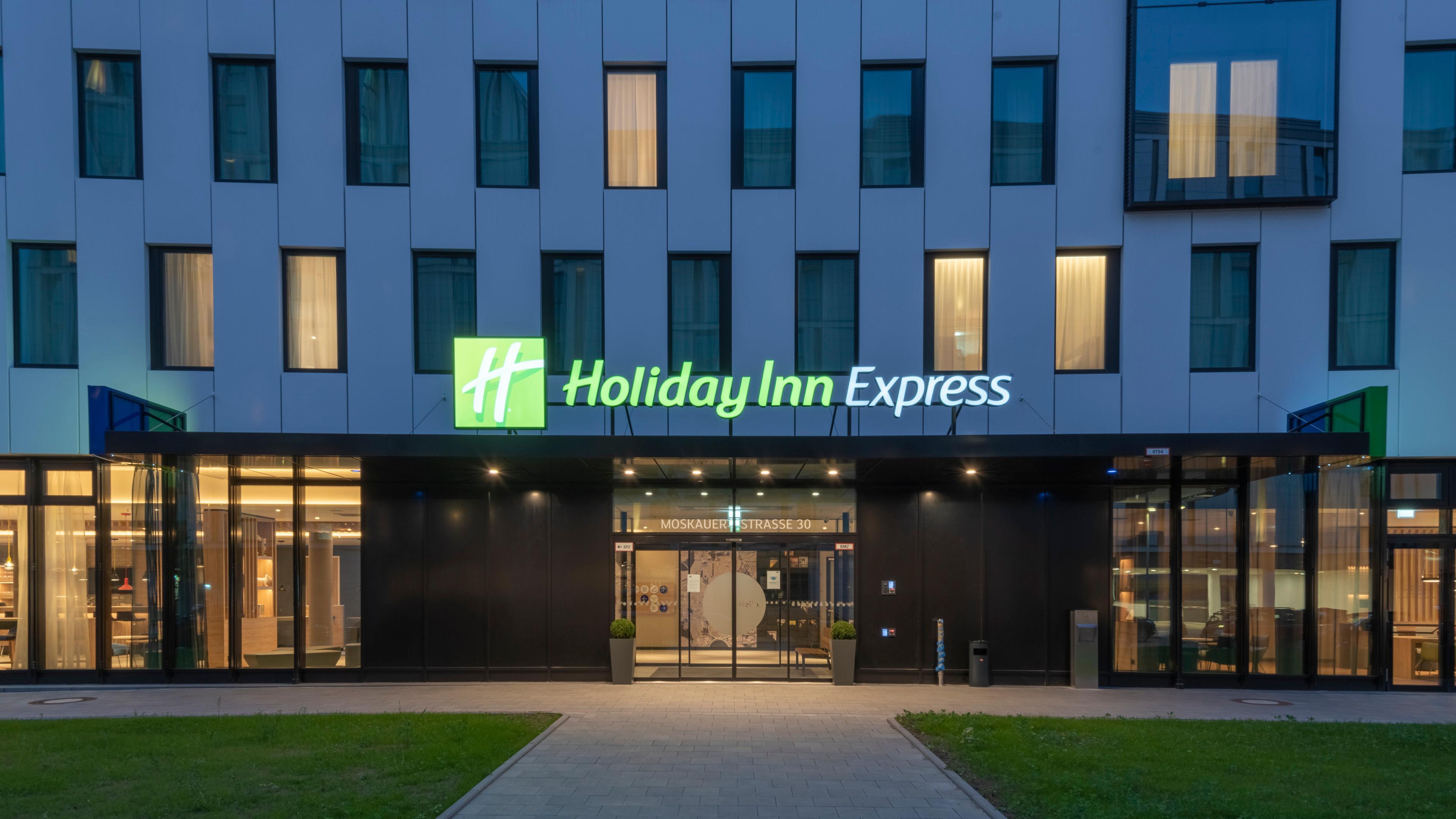 Holiday Inn Express Duesseldorf - Hauptbahnhof By Ihg — Fotos 2